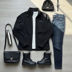 Columbia Black Fleece Outerwear